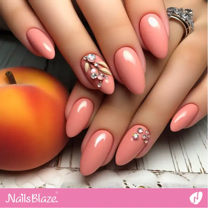 Peach Fuzz Nails with Rhinestone | Color of the Year 2024 - NB1747